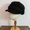 Sombrero Ecuestre Plisado de Lana a Cuadros Retro para Mujer Ala Ancha Hace que la Cara se Vea Más Pequeña Sensación de Alta Gama Modifica la Forma de la Cara Sombrero Plano Artístico Otoño/Invierno