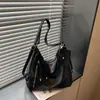 Bolso de hombro de moda nuevo para otoño 2026 transfronterizo, bolso tote cruzado de gran capacidad para el día a día, mochila retro de alta gama