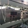 Máquina de enchimento de bomba magnética de cabeça dupla anticorrosão máquina de enchimento de óleo essencial para cuidados com a pele máquina de enchimento de tinta para impressora a jato de tinta