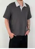 Camisa 2025 Masculina Verão Costurada Gola Lapela Manga Curta Top Marca Tendência Cor Contrastante Casual Camiseta Roupas Masculinas