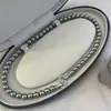 Collar de Perlas de Vidrio de Alto Brillo Estilo Francés de Lujo Ligero con un Toque de Alta Gama, Broche de Nariz de Cerdo con Circonita Gris, Accesorio de Cadena para Suéter para Mujer