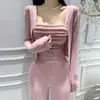 Roupas Femininas de Celebridade da Internet Coreia Dongdaemun 2025 Novo Conjunto de Duas Peças Moda com Regata Justa Sexy de Gola Quadrada + Cardigã