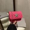 Bolsa de Ombro para Mulheres, Moderna, Casual, Versátil Bolsa de Axila, Design de Nicho, Bolsa Transversal de Corrente com Losango e Estrela de Cinco Pontas