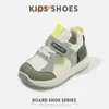 Zapatos Deportivos para Niños con Suelas Suaves y Antideslizantes para Bebés y Niños Pequeños, Modelo Nuevo Primavera 2026 Zapatos Deportivos para Niños, Zapatos Ligeros para Bebé