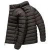 Jaqueta de Penas Masculina 2026 Inverno Leve para Exterior Costela Gola Alta Versão com Zíper Slim Moda Quente