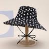 Chapéu de Pescador Pequeno com Coração e Aba Larga para Mulheres, Moda Primavera e Outono, Chapéu Bucket Xadrez de Alta Qualidade, Boina Pequena Lisa Afina-Rosto