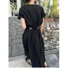 Vestido curto de manga curta, gola redonda minimalista estilo coreano, acinturado, plissado, emagrecedor