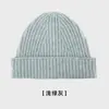 Gorro de Lana Rojo Nuevo Año 2024 para Mujer, Cálido y Grueso de Punto para Otoño e Invierno, Adelgazante de Rostro, Protección para los Oídos
