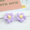 Bonita flor de lana de hojaldre, broche de flores de punto hecho a mano, pequeño material decorativo hecho a mano, accesorios para el cabello para niños.