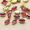 10 Piezas de Strass de Garra Cosidos a Mano de Ojo de Caballo Pequeño de 4x8mm con Base Dorada y Agujeros para Decoración de Zapatos y Cuellos de Ropa, Botones de Strass para Bolsos