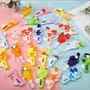 Abanico Pequeño Prensado a Mano, Lindo Abanico Manual de Dibujos Animados, Juguete de Palo para Soplar Burbujas Portátil para Niños, Pequeños Regalos al por Mayor
