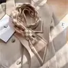 Cachecol Cruzado Curto Pequeno de Lã Tricotado Estilo Coreano 2025 Primavera e Outono Presente Proteção de Pescoço Feminino Inverno Pescoço Versátil