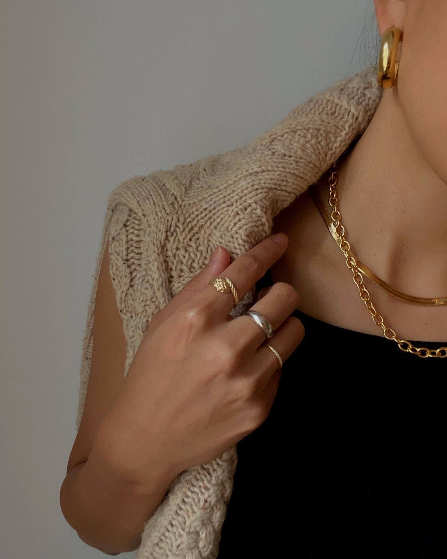 129765858_386937712384320_6548