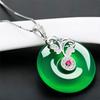 Collar con colgante de disco de hebilla Ping An de ágata calcedonia verde sintética chapada para mujer, regalo con incrustaciones de jade