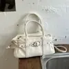 Bolsa retrô de alta qualidade para mulheres, nova bolsa de ombro única de nicho para o verão de 2026, grande capacidade, para o trabalho, transversal, bolsa de mão