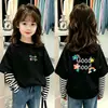Camiseta de manga larga a rayas para niña, nueva colección de otoño 2026, top de algodón puro para bebés, camiseta interior infantil para otoño