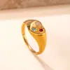Europa y Estados Unidos nuevo anillo con forma de corazón de acero inoxidable fundido exquisito hermoso hermoso estilo microincrustación circonita de color anillo de acero de titanio fábrica