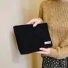 Bolsa de cosméticos de veludo cotelê espessada para uso doméstico Bolsa de viagem para mulheres Bolsa de lavagem de grande capacidade Bolsa de mão conveniente para armazenamento de troca de batom