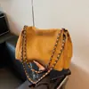Bolso de Hombro y Axila Versátil de Moda Tendencia Invierno 2026 con Acabado de Lujo y Cadena de Diseño de Nicho para Mujer