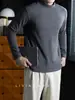 Minimalismo OtoñalMezcla de Lana y Seda Patchwork Cuello Alto Manga Larga Camiseta Base Suave de Color Sólido para Hombre