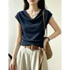 Elegante top de punto azul con cuello drapeado y mangas acampanadas para mujer, nuevo estilo de verano 2026, extremadamente atractivo y rejuvenecedor