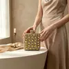 Nova bolsa de mão de noite transfronteiriça para mulheres, luxo leve, totalmente cravejada com diamantes brilhantes, adequada para banquetes, coquetéis, reuniões anuais e eventos noturnos