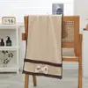 Toalha de banho em fleece coral com acabamento em renda retrô, espessa e absorvente, macia e confortável para adultos, tamanho grande para uso doméstico, atacado