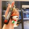 Llavero creativo de dibujos animados lindo Snoopy cachorro Charlie llavero para hombre y mujer bolso colgante pequeño regalo al por mayor