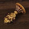 Fornece instrumento tântrico oito ornamentos auspiciosos oito tesouros auspiciosos ornamentos para salão de Buda em casa altura 9,8 cm amarelo dourado