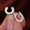 Pendientes de herradura simples transfronterizos metal diamante temperamento personalidad pendientes de dama joyería pendientes de nicho disponibles