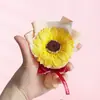 Día de la Madre 520 Ramo de Flores Secas al por Mayor Ramo de Girasol y Rosa Mini Mini Pequeño Ramo Recuerdo de Fiesta a Juego