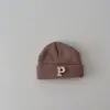 Chapéu de Lã Tricotado Simples com Letra Estilo Coreano para Bebê Chapéu de Outono e Inverno Chapéu Quente de Lã com Letra para Crianças