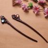 Nova Presilha de Cabelo de Jacarandá com um Design Único de Coelho, Acessório de Cabelo Personalizado, Presilha de Cabelo Artesanal de Madeira Maciça, Acessório de Estilo Artístico
