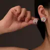 Pendientes Pequeños de Margarita Completos de Diamante Estilo Gd G-Dragon, Diseño de Nicho de Lujo Ligero con Sensación de Alta Gama, Regalo de Merchandising de Apoyo a Fans