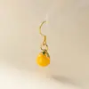 Nalan Plata de Ley S925 Diseño de Moda Nicho Exquisito Elegante Cera de Abeja Caqui Gancho para Oreja M07542