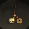 Chaveiro Sino Dourado de Latão Gourmand Corda Artesanal Pingente de Moeda Cinco Imperadores Pingente de Sino de Cobre Acessórios para Chave de Carro