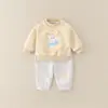 Conjunto Duas Peças de Algodão Puro para Meninas, Estilo Nova Primavera, Fofo e Estiloso, com Estampa de Cachorrinho Cartoon para Outono Inicial