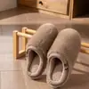 Chinelos de algodão antiderrapantes para casa para mulheres, novo estilo outono/inverno 2026, chinelos internos espessados e forrados com fleece com uma sensação macia e acolchoada