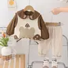 Traje de Manga Larga Estilo Occidental para Niñas de Primavera y Otoño Estilo Coreano Nuevo de Primavera Calle Frita Oso Hongo Conjunto de Tres Piezas de Manga Larga