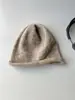 Chapéu de lã cinza alpaca para mulheres Outono e Inverno Chapéu de tricô preto versátil chapéu de aba curta que afina o rosto chapéu para cabeça grande chapéu para o frio