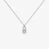 Collar Colgante de Cerradura Pequeña de Diamante Brillante con Concha Plateada de Plata S925 para Mujer Diseño de Lujo Ligero Cadena Versátil para la Clavícula