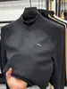 Luxo Leve Veludo Real! Camiseta Masculina de Manga Longa em Veludo Dupla Face Bordada com Abelhinha, Moletom Casual Espesso e Quente de Inverno