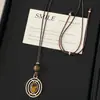 Cuerda de Cuero Maillard Otoño e Invierno Cadena de Suéter Versátil de Gama Alta Elegante Collar para Mujer 2025 Nuevos Accesorios Decorativos para Suéter