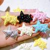 Acessórios de plástico Atacado DIY Acessórios artesanais Sapatos de furo Fivela Copo de água Adesivos Crianças cocar brinquedo duplo estrela de cinco pontas