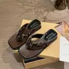 Sandálias Rasteirinhas Estilo Francês para Uso ao Ar Livre, Novidade Verão 2026, Macias, Vestido de Fada, Retro, Versátil, Chinelos de Praia