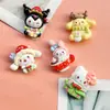 Caja de regalo de Navidad de dibujos animados Sanrio Diversión para niños material de paquete de accesorios de resina para funda de teléfono pasador diy hecho a mano pegamento de crema