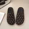 Zapatos Casuales Retro de Lunares con Suela Gruesa, Medio Abiertos para Mujer 2026 Nuevo Otoño Versátiles Estilo Francés Plataforma Exterior Zapatillas de Punta Cerrada