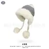 Chapéu Lei Feng para Mulheres, Chapéu de Inverno, Fofo Coreano 2025 Novo Pelúcia Engrossado Quente Proteção de Orelha Pom-Pom Chapéu do Nordeste