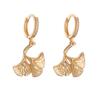 Aogu Nuevos Productos Transfronterizos Diseño Nicho Zircón Aretes Hoja de Ginkgo para Mujer INS Simple Personalidad Aretes Combinables Nuevos