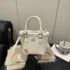 Bolso Retro de Ante de Nicho para Mujer Bolso de Mano 2025 Invierno Nuevo Bolso de Mano Bolso Cubo Bolso de Hombro Único Bolso Cruzado